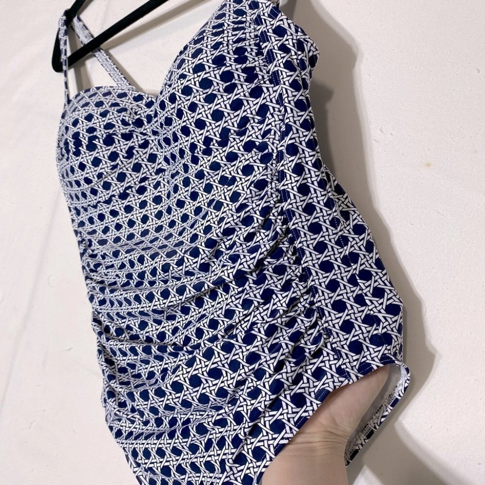 BOND-EYE Australia Navy Blue White Print One Piece Swimsuit XS - Picture 6 of 12